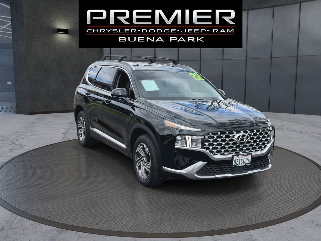Used 2022 Hyundai Santa Fe SEL image 2