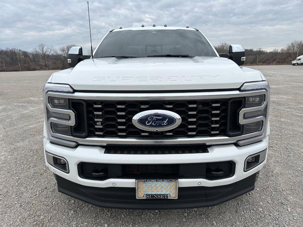 Used 2026 Ford F450 Platinum w/ Platinum Plus Package image 9