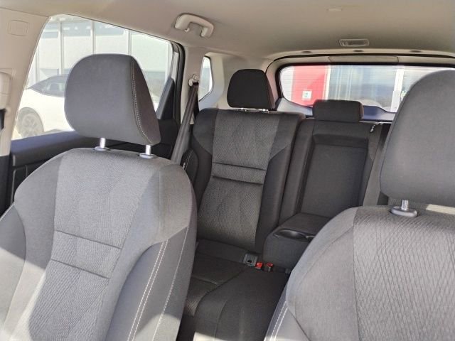 Used 2024 Nissan Rogue SV AWD/4WD image 15