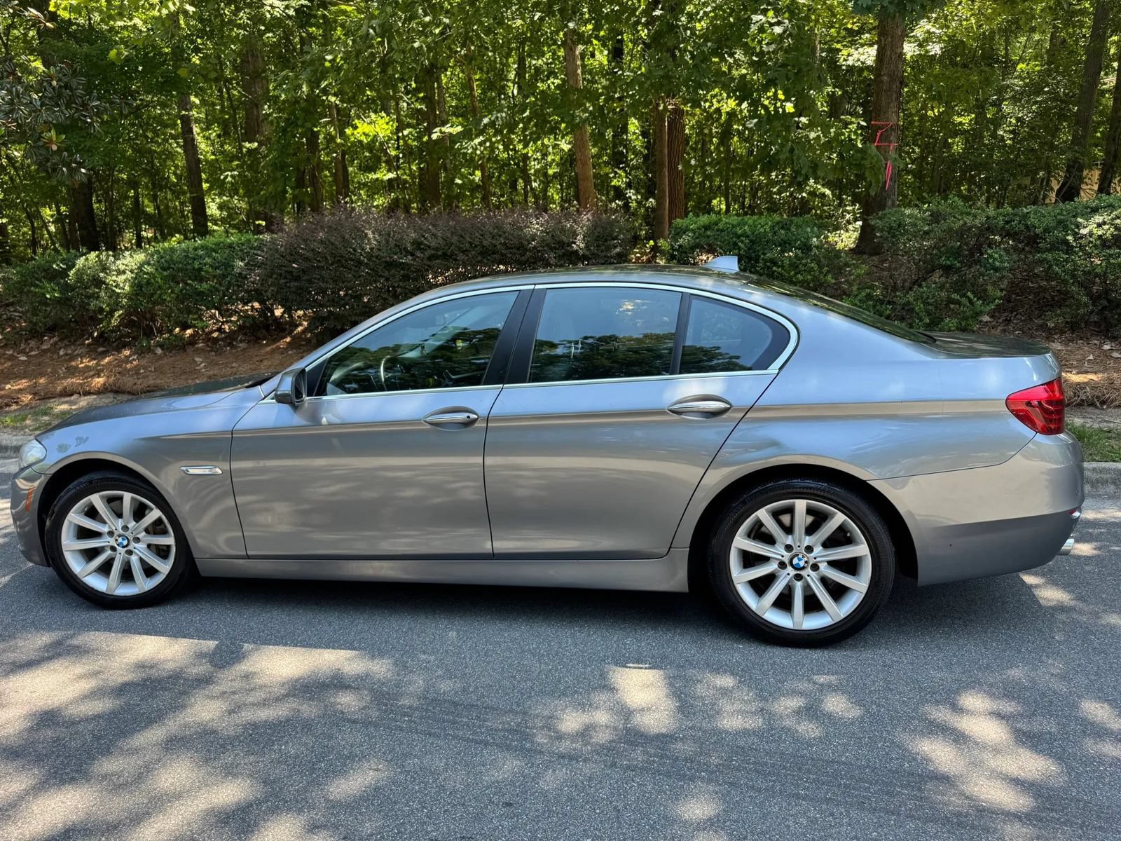 Used 2014 BMW 535d xDrive AWD/4WD image 5