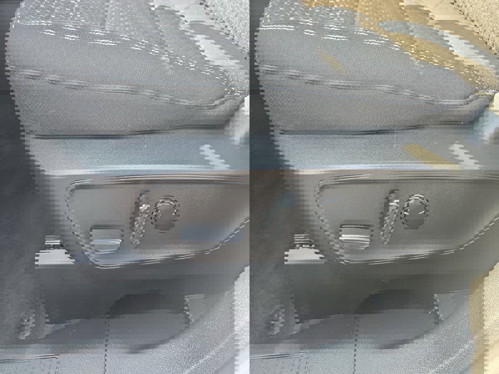 Certified 2023 Ford Escape Active image 12