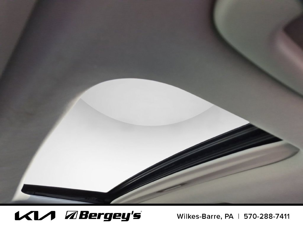 Certified 2023 Kia Soul EX FWD image 32