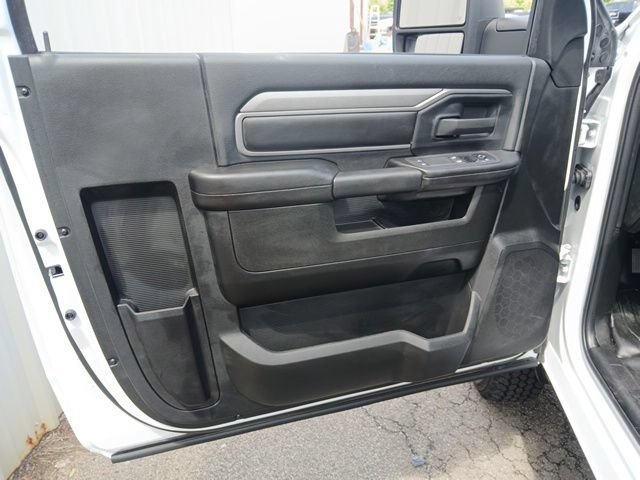 New 2026 RAM 3500 Tradesman w/ Chrome Appearance Group AWD/4WD image 34