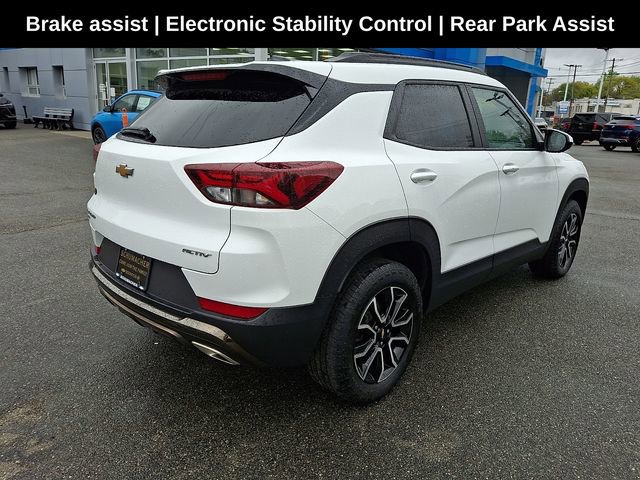 Used 2023 Chevrolet TrailBlazer ACTIV w/ Convenience Package AWD/4WD image 10