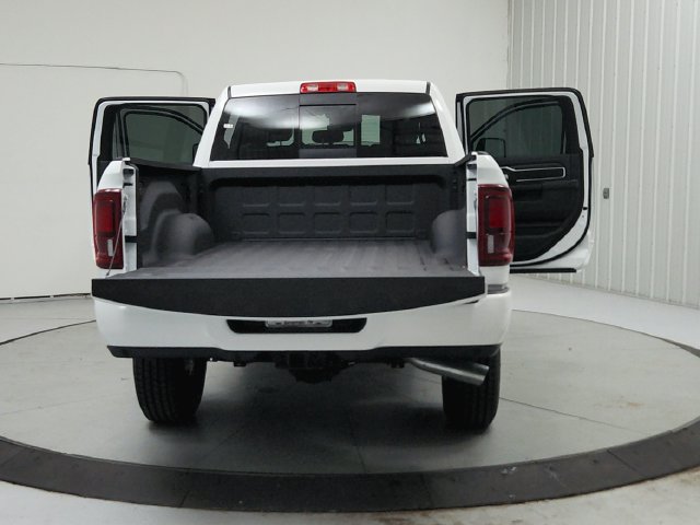 New 2026 RAM 2500 Laramie AWD/4WD image 15