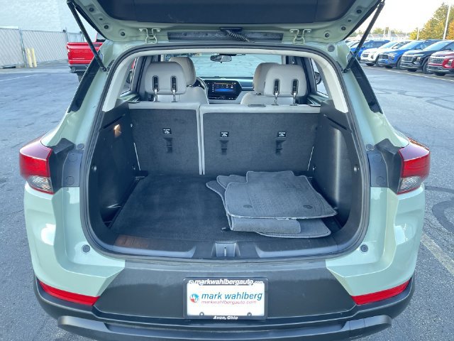 Used 2025 Chevrolet TrailBlazer LS w/ LS Convenience Package FWD image 23