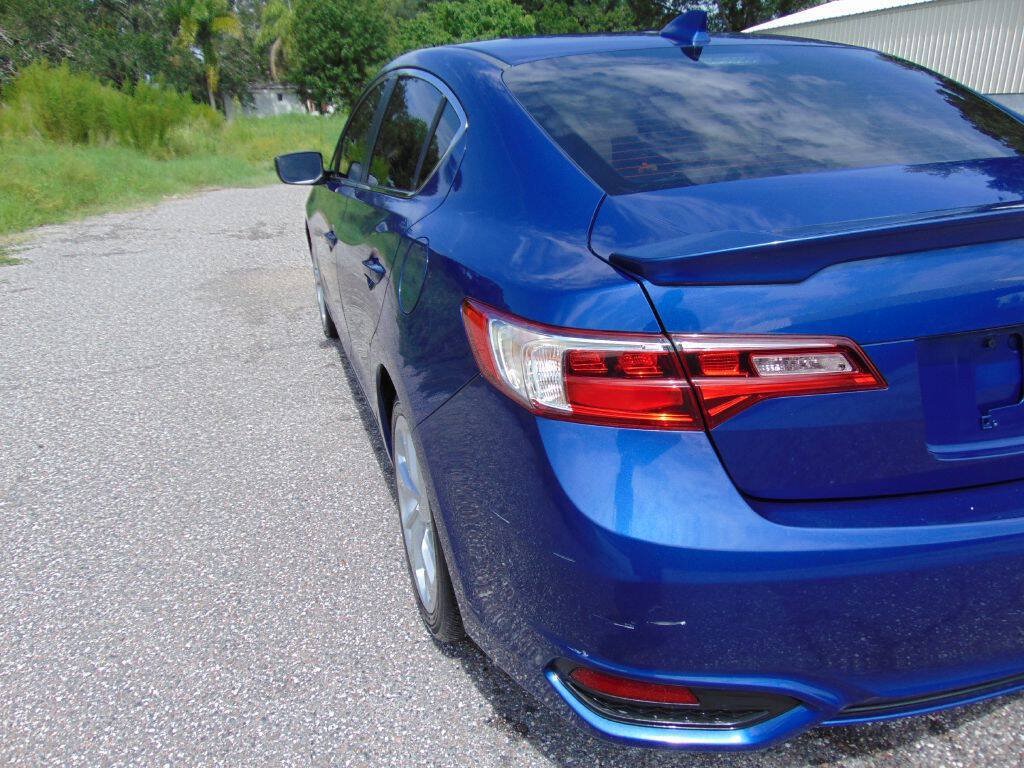 Used 2017 Acura ILX FWD image 10