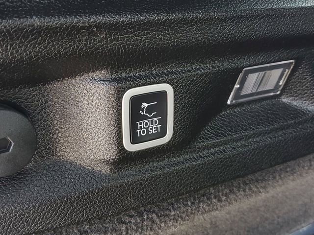 Certified 2021 Jeep Grand Cherokee L Overland w/ Luxury Tech Group IV image 10