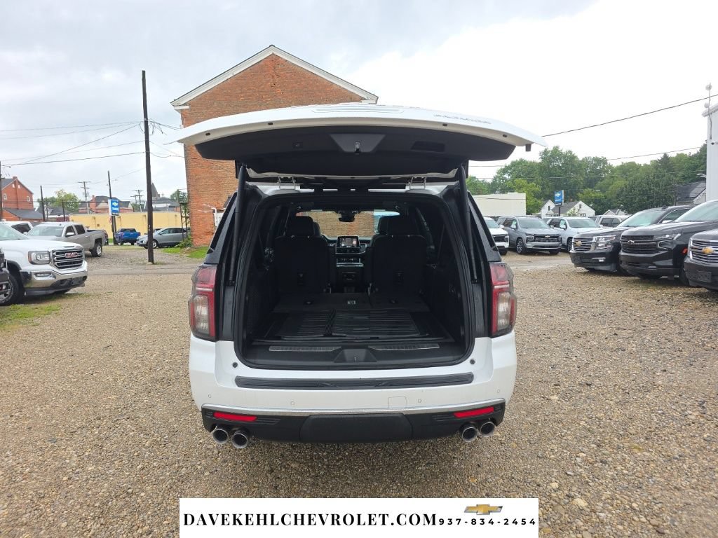 Used 2024 Chevrolet Suburban Premier AWD/4WD image 34