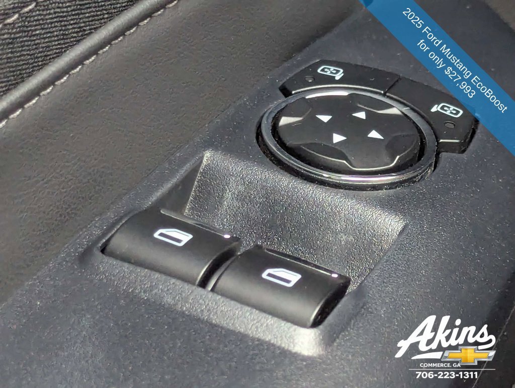 Used 2025 Ford Mustang Coupe RWD image 21