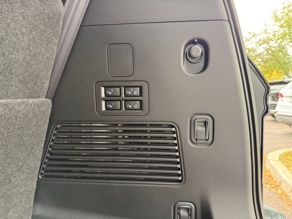 New 2026 Nissan Armada SL w/ Captain's Chari Seat Package image 41