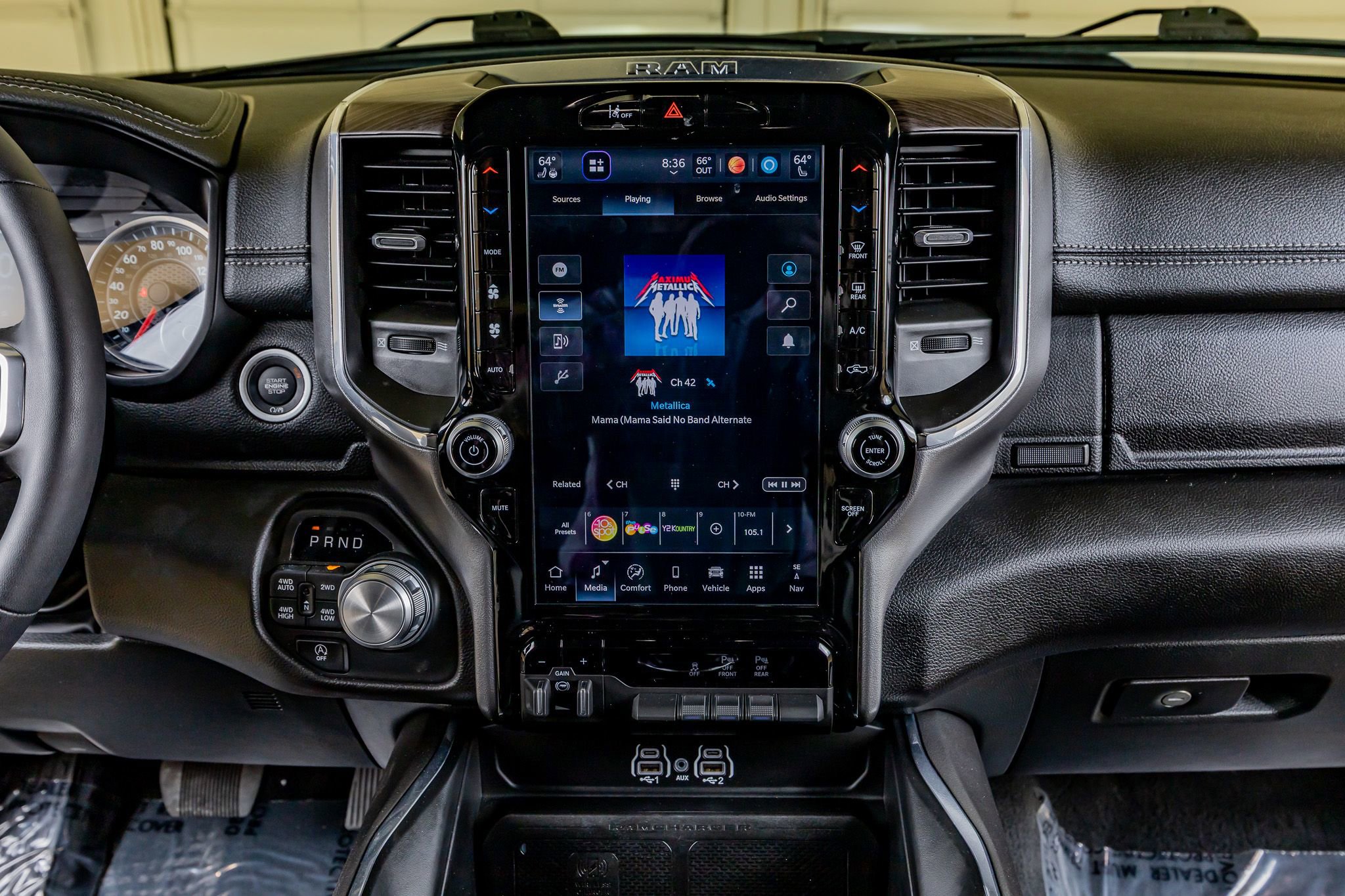 Used 2025 RAM 1500 Laramie w/ Laramie Southwest Edition AWD/4WD image 24