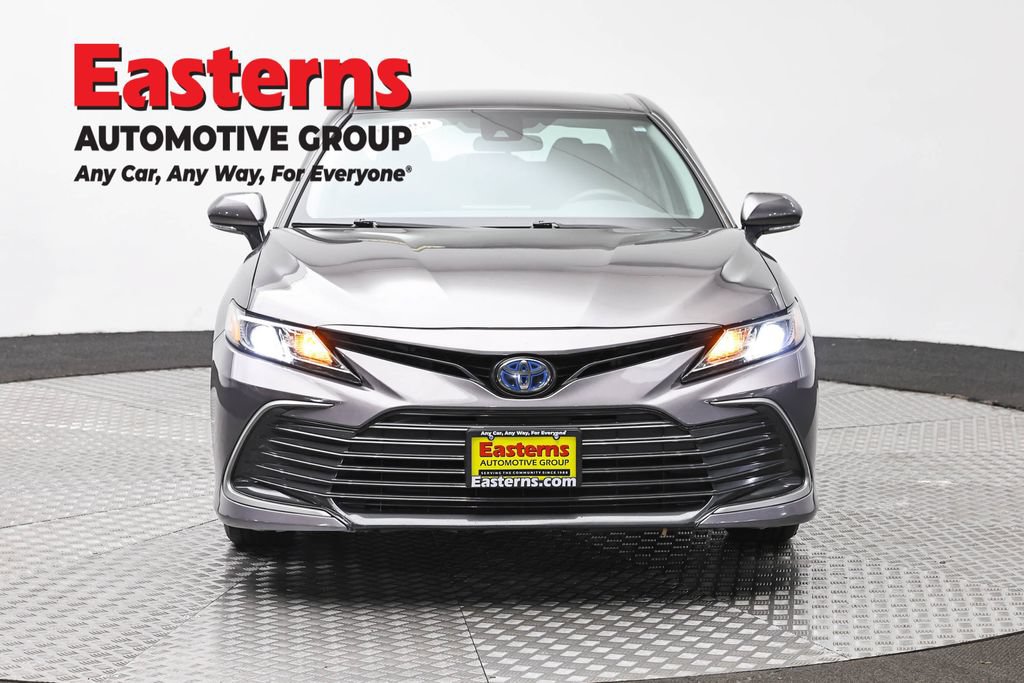 Used 2023 Toyota Camry LE FWD image 2