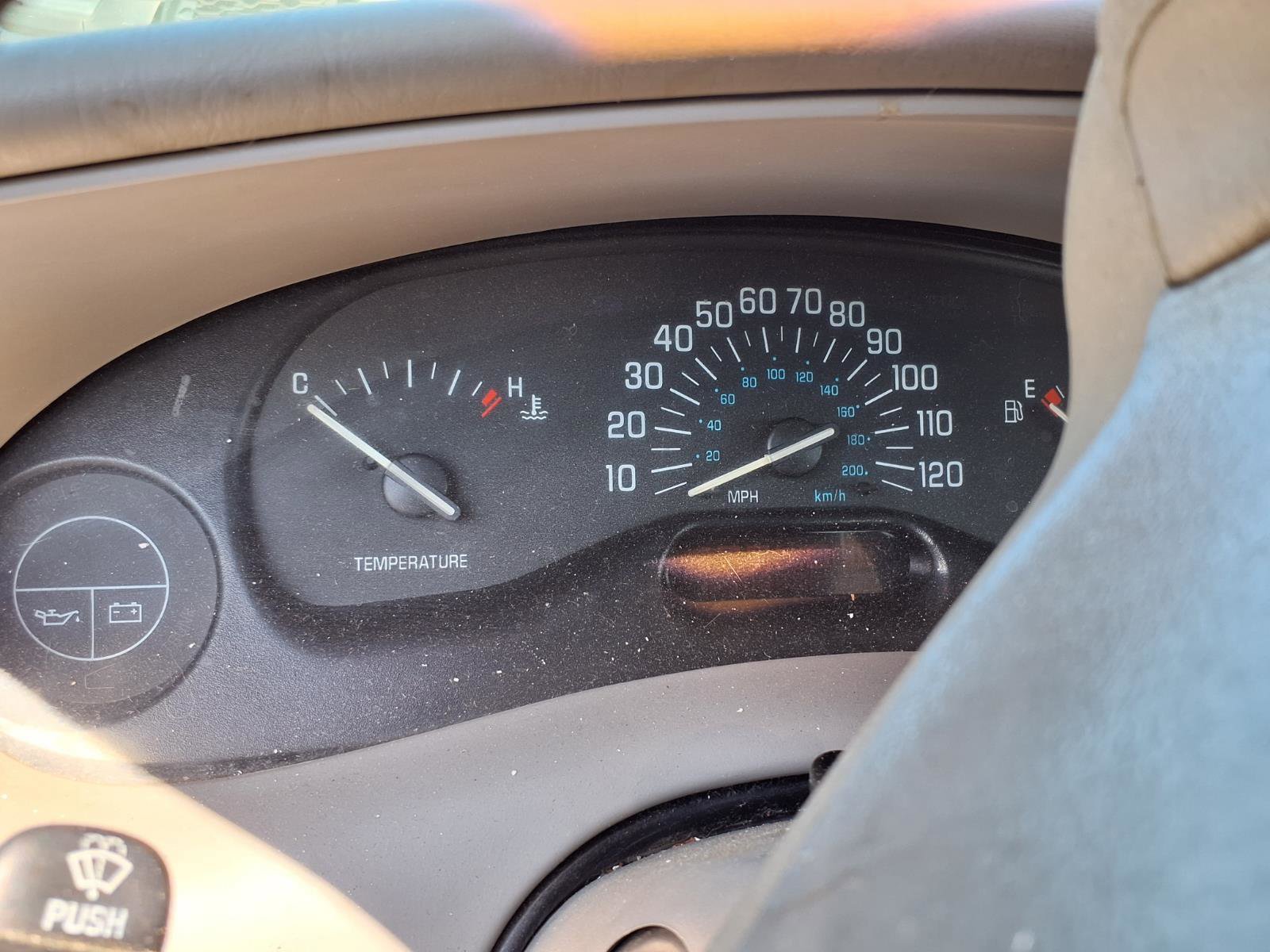 Used 2003 Buick Century Custom image 12