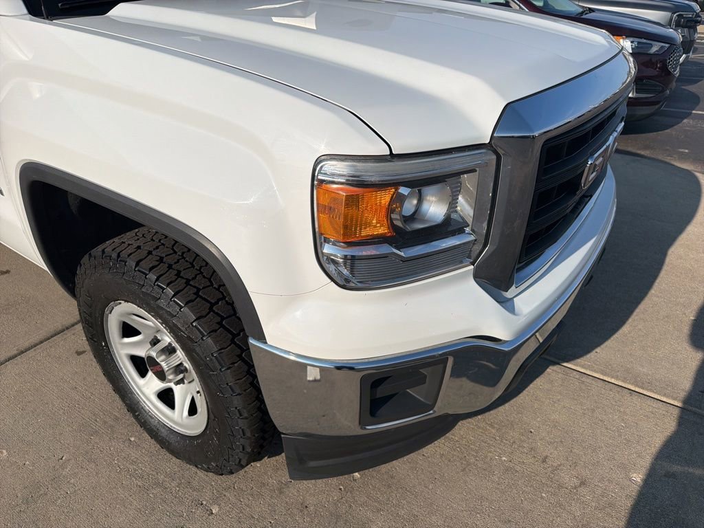 Used 2015 GMC Sierra 1500 2WD Regular Cab image 9