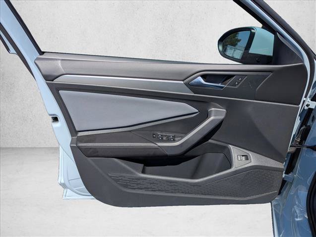 New 2026 Volkswagen Jetta SE FWD image 22