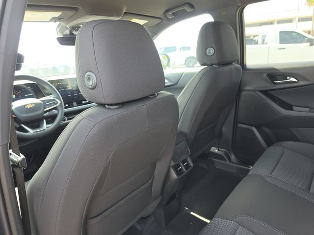New 2026 Chevrolet Equinox LT w/ Safety and Technology Package FWD image 8