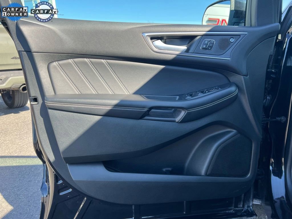 Used 2022 Ford Edge ST image 9