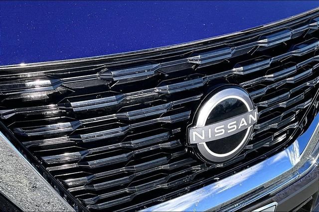 Used 2023 Nissan Rogue SL image 30