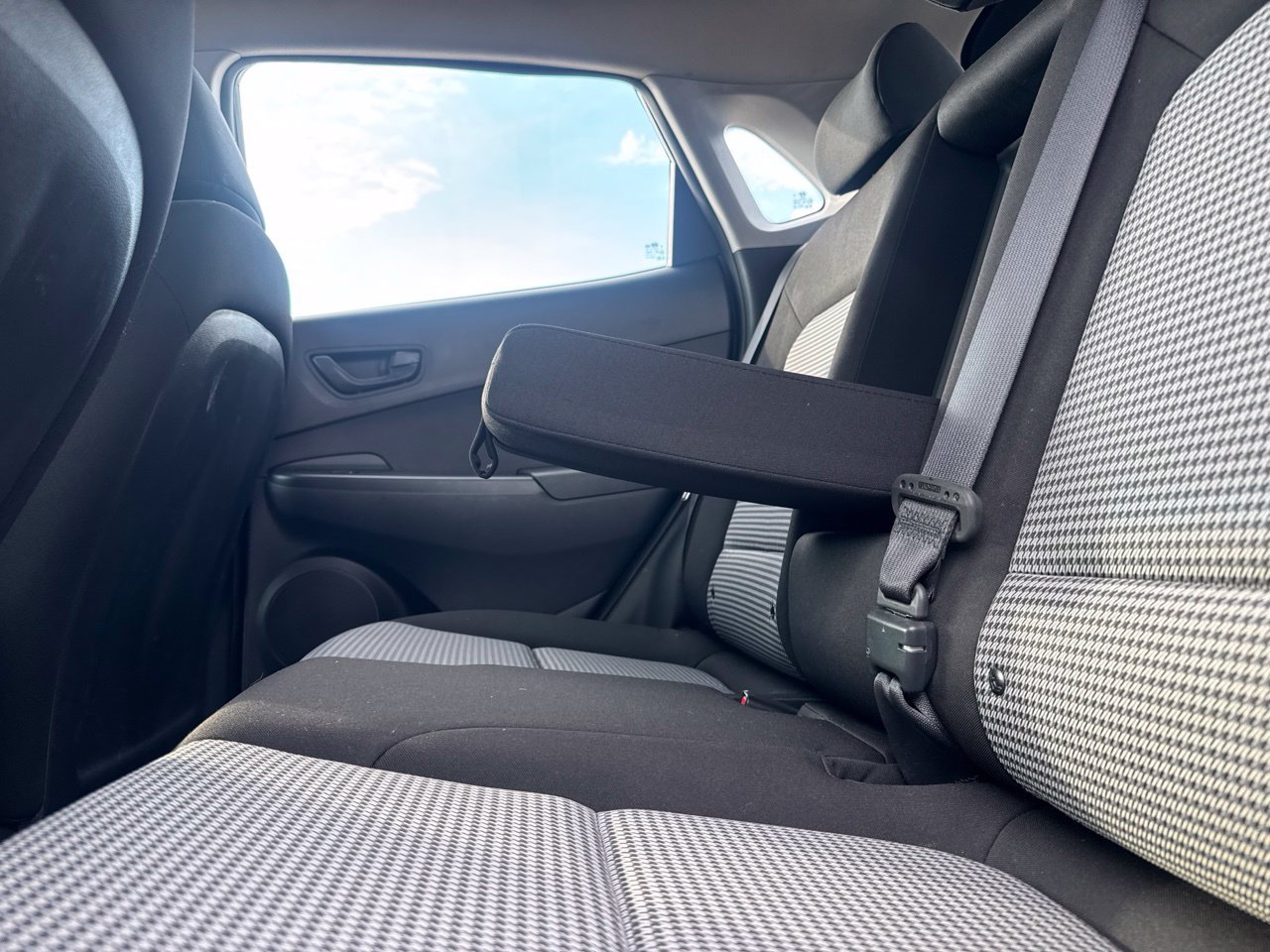 Used 2022 Hyundai Kona SE FWD image 40
