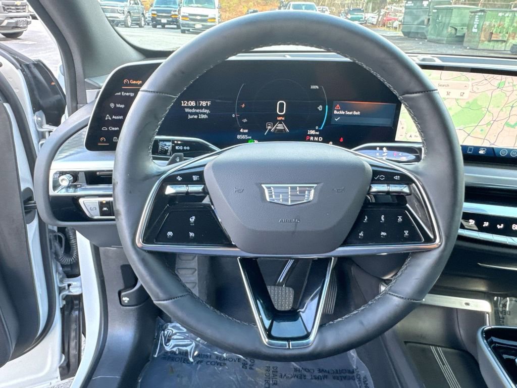 Used 2025 Cadillac Lyriq Luxury w/ LPO, Floor Liner Package image 16