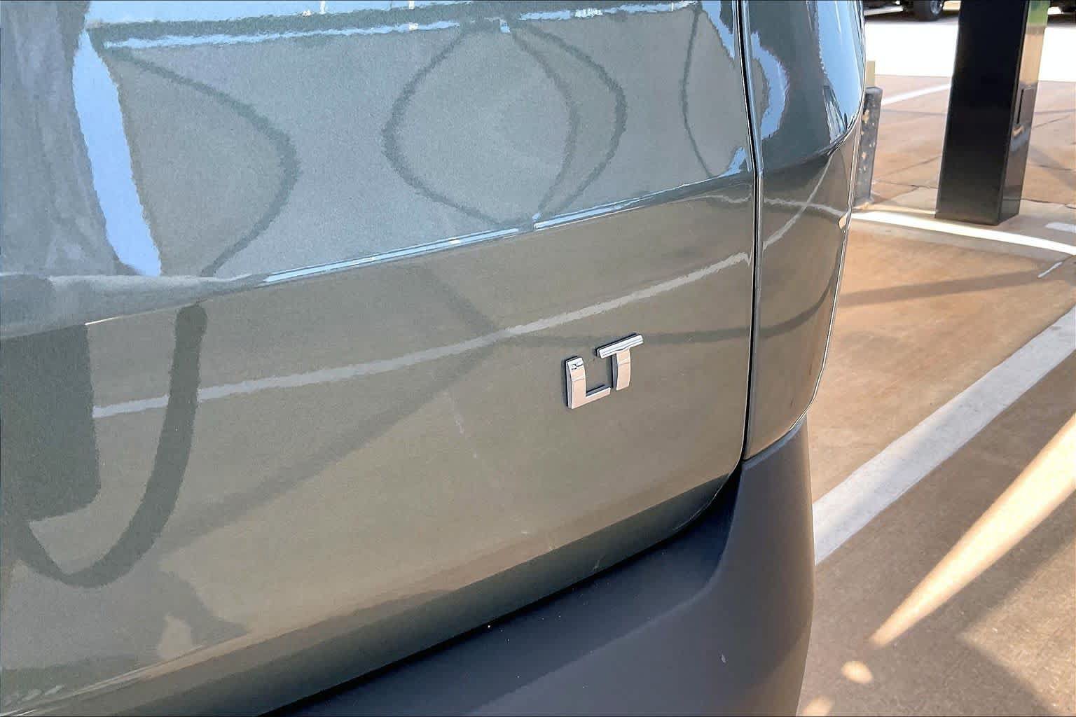 Used 2023 Chevrolet Traverse LT FWD image 10