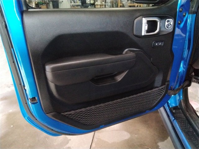 Used 2021 Jeep Gladiator Mojave w/ LED Lighting Group image 29