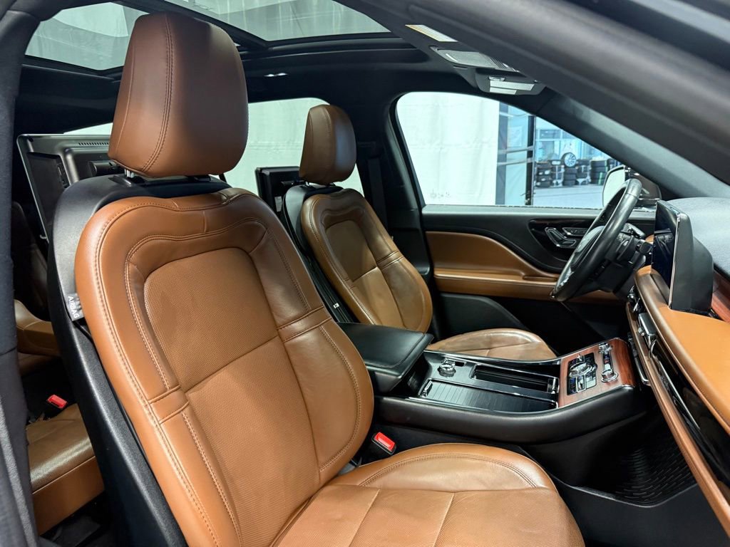 Used 2022 Lincoln Aviator Grand Touring w/ Equipment Group 301A image 28