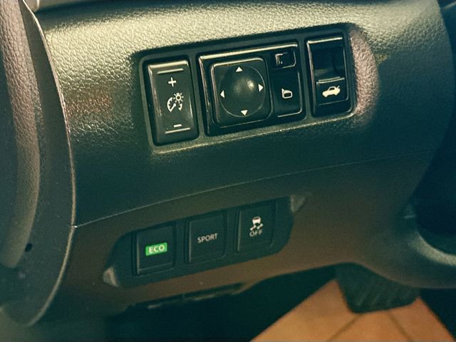 Used 2018 Nissan Sentra SV image 10