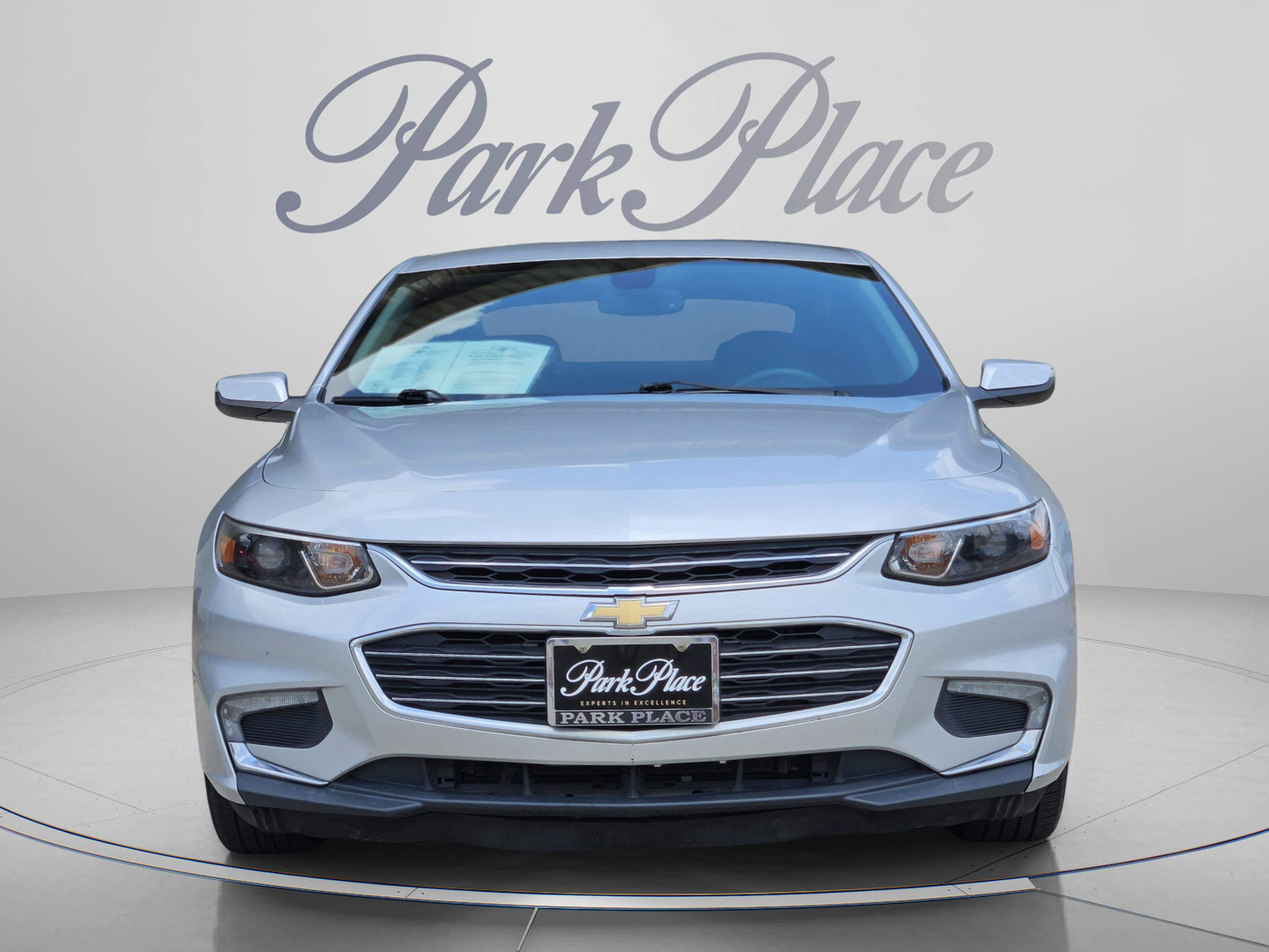 Used 2016 Chevrolet Malibu LT FWD image 9