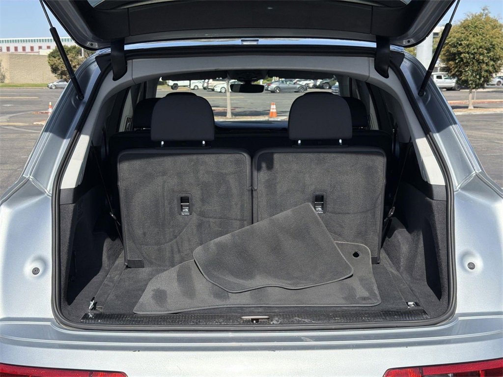Used 2023 Audi Q7 3.0T Premium Plus image 28