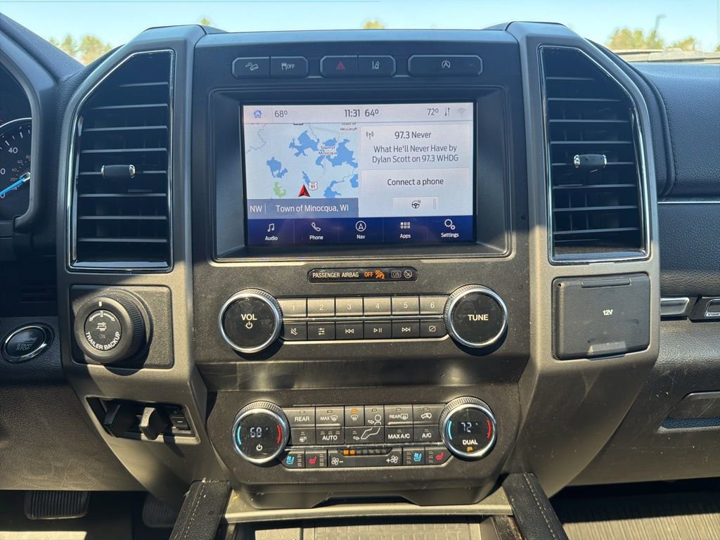 Used 2020 Ford Expedition XLT w/ Equipment Group 202A AWD/4WD image 26