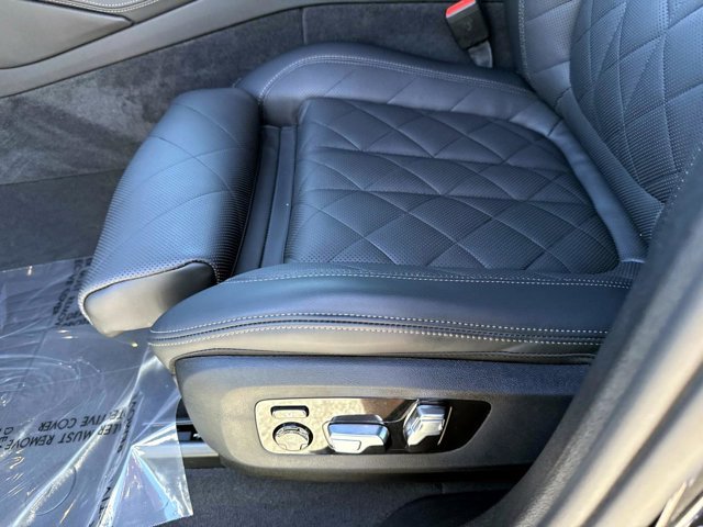 Used 2025 BMW X6 xDrive40i image 20