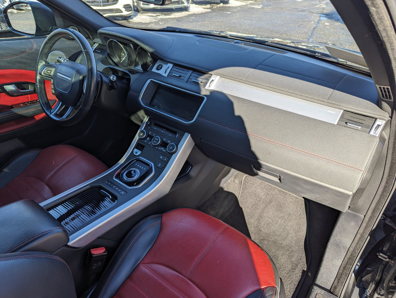 Used 2017 Land Rover Range Rover Evoque HSE Dynamic image 29