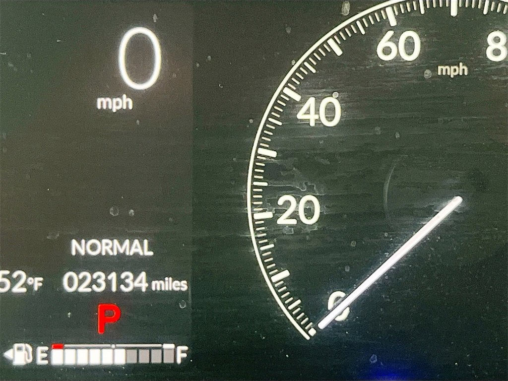 Used 2023 Honda Pilot Touring image 12