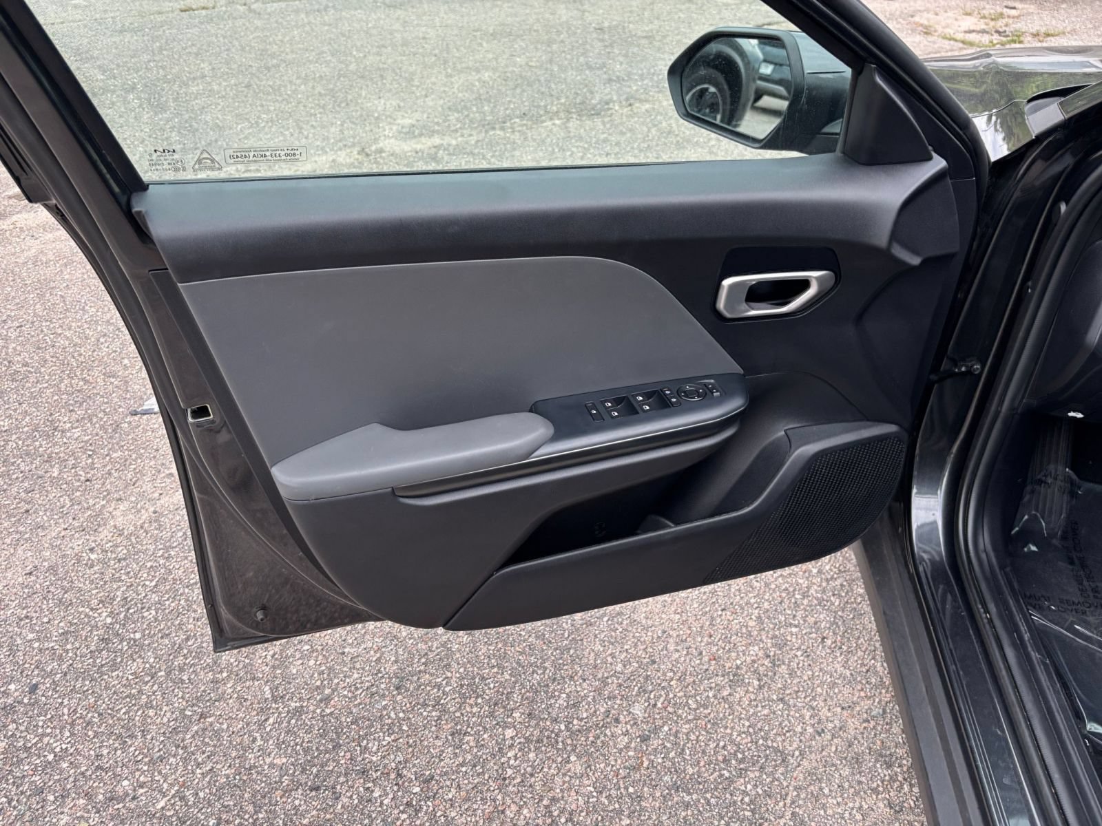 Used 2025 Kia K4 FWD image 18