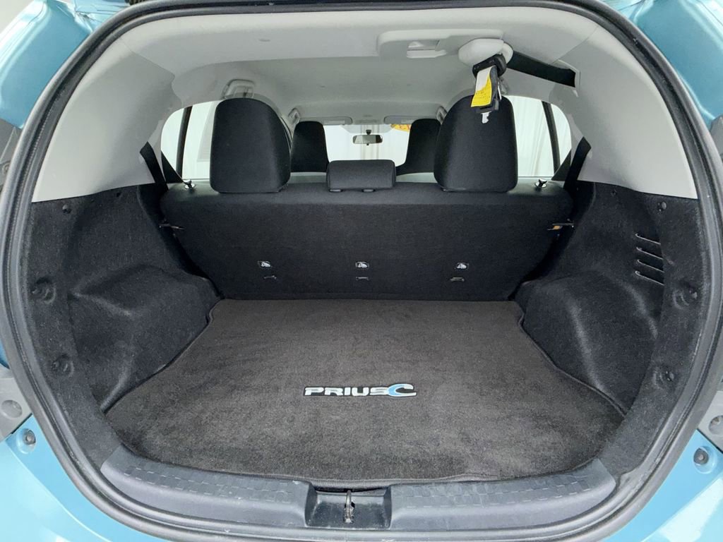 Used 2013 Toyota Prius C One image 17