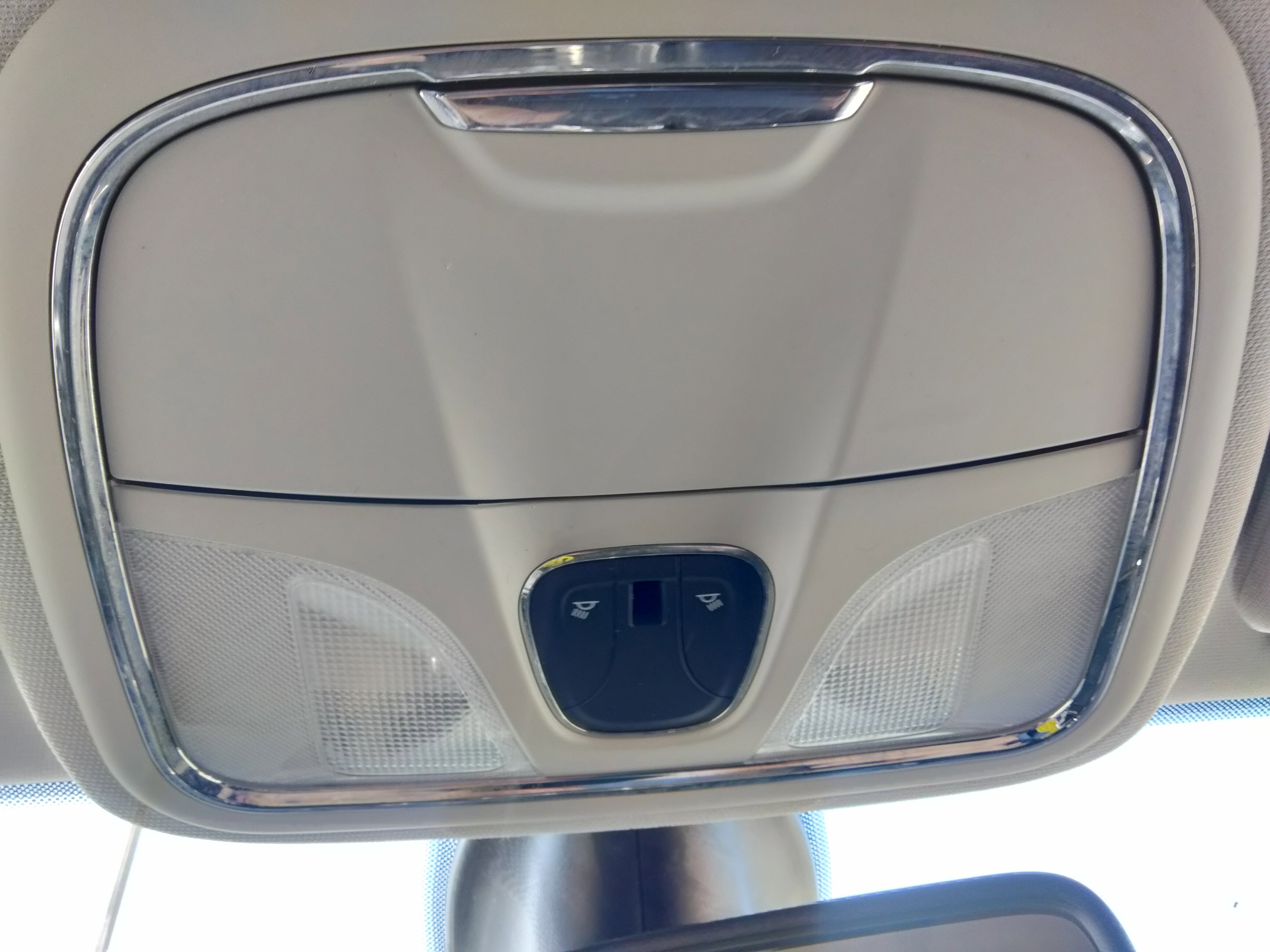 Used 2019 Jeep Cherokee Trailhawk w/ Cold Weather Group image 23