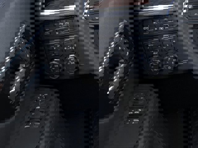 New 2026 Chevrolet Suburban LT w/ LPO, Dark Essentials Package image 19