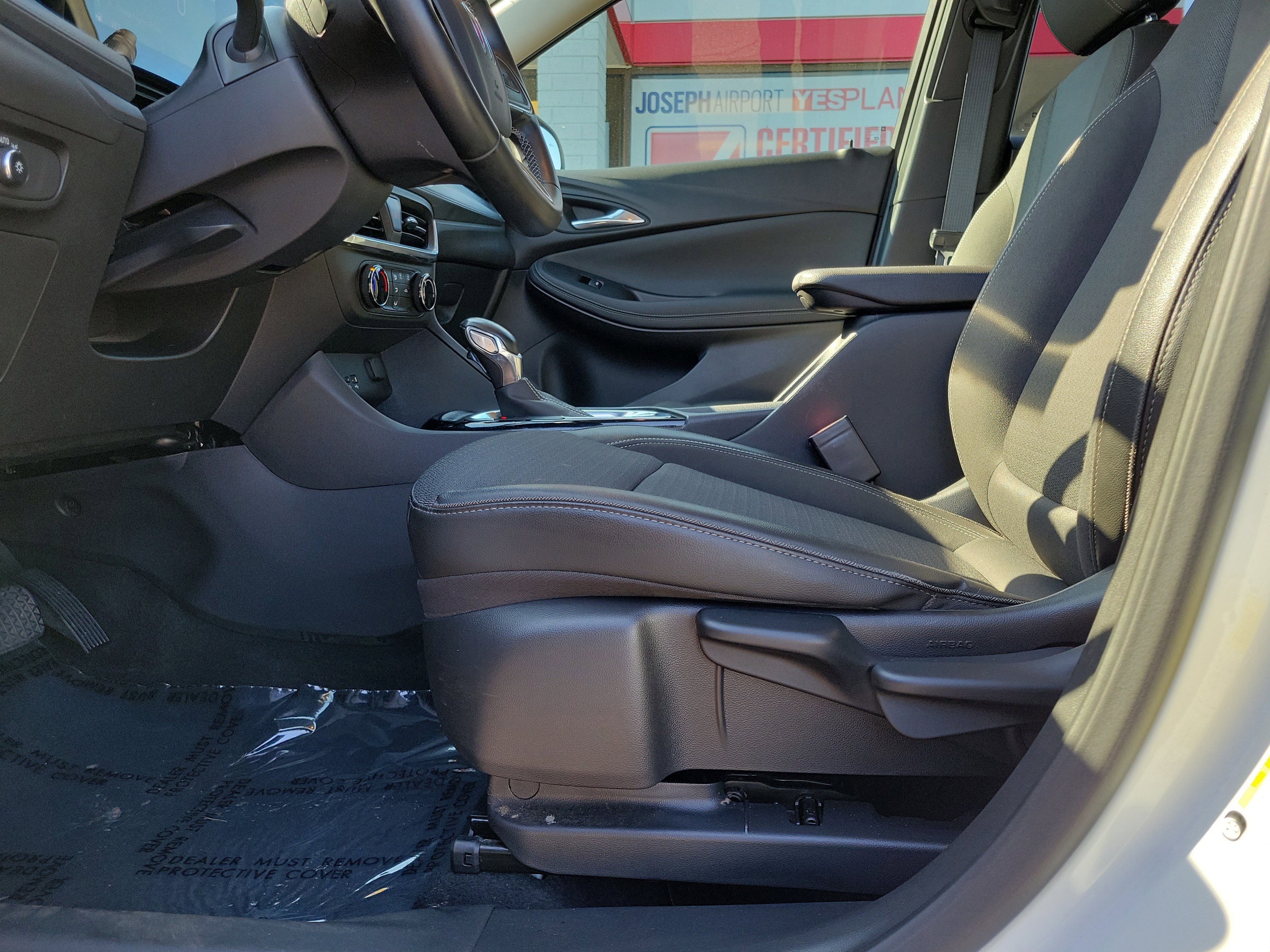 Used 2024 Buick Encore GX Preferred FWD image 16