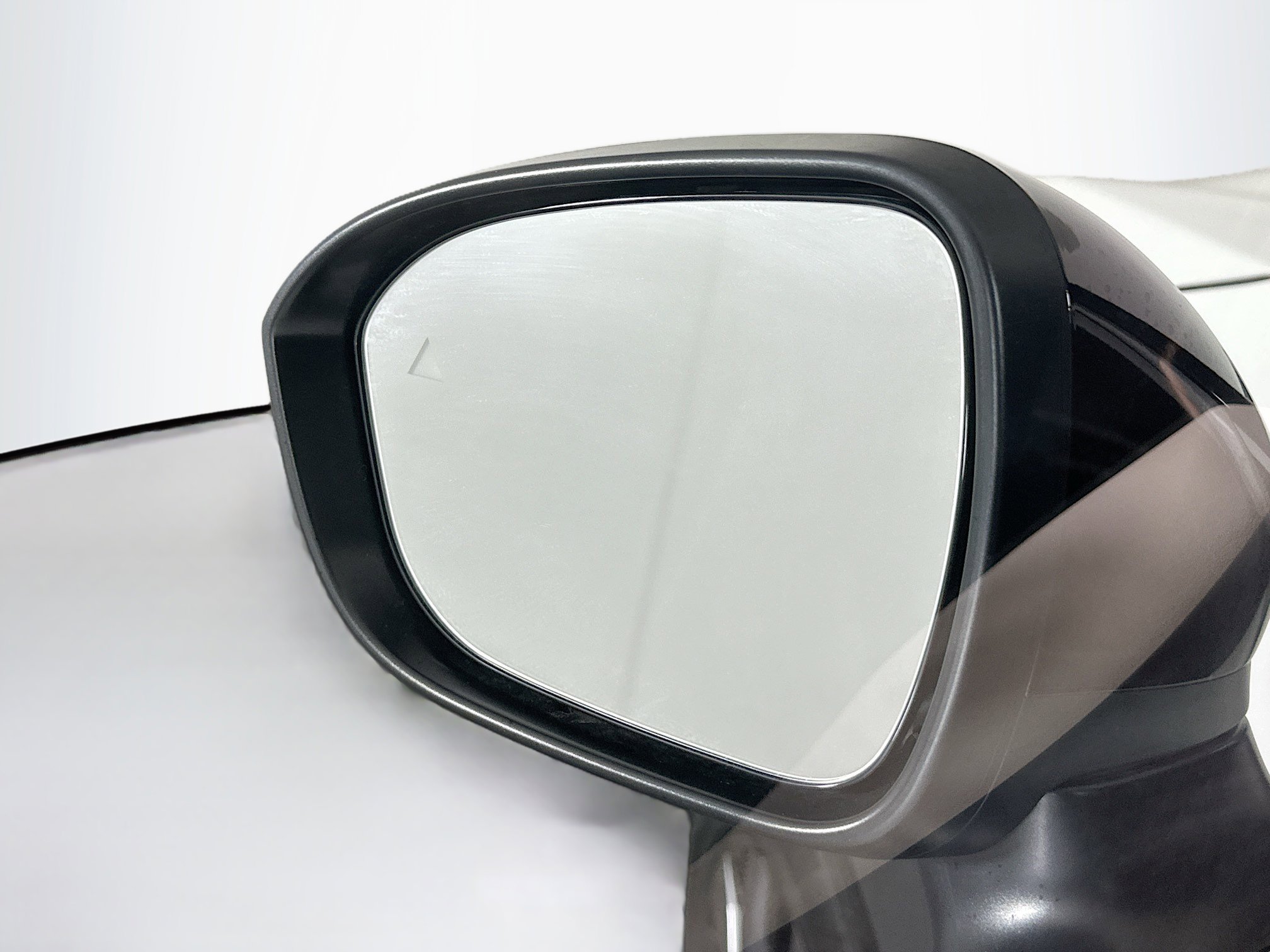 Used 2023 Nissan Ariya FWD image 16