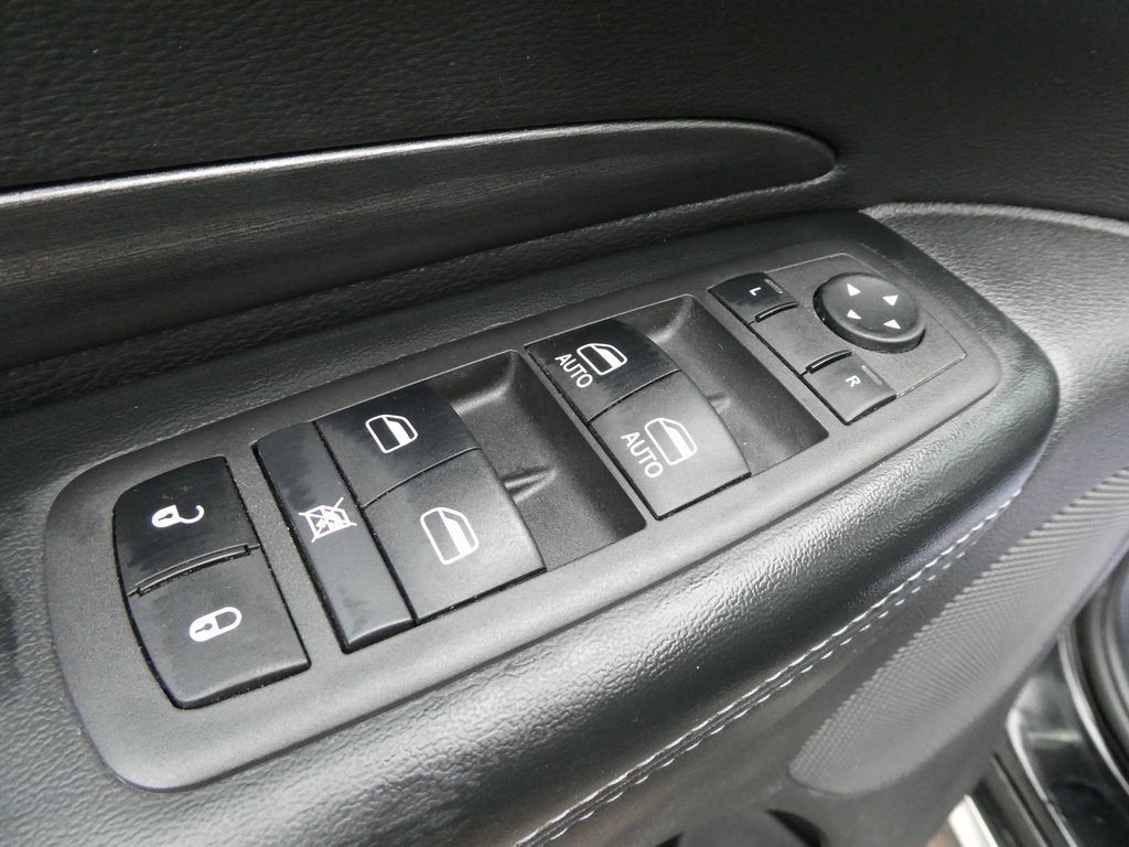 Used 2022 Dodge Durango SXT w/ Trailer Tow Group IV image 25