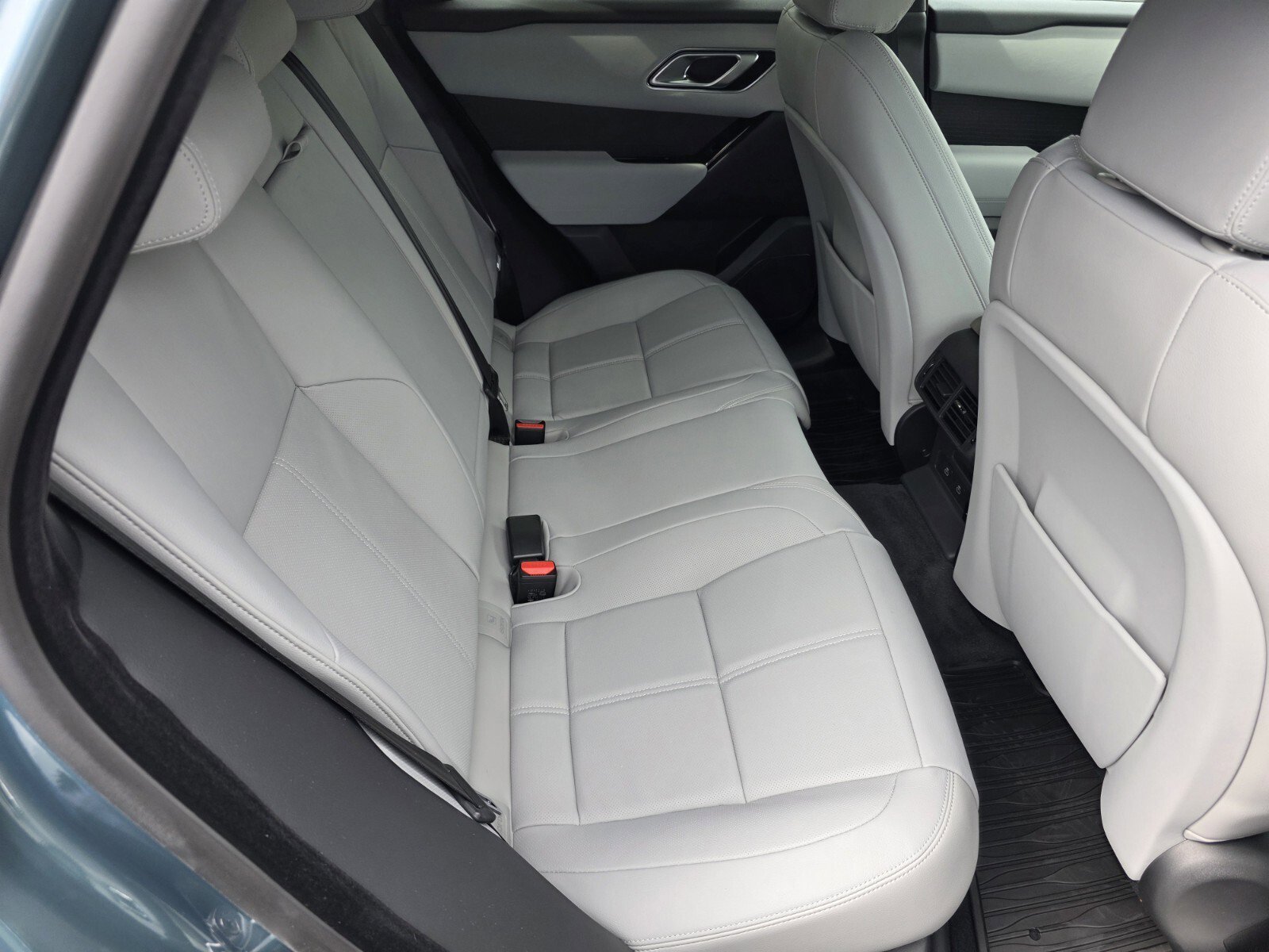New 2026 Land Rover Range Rover Velar S AWD/4WD image 5