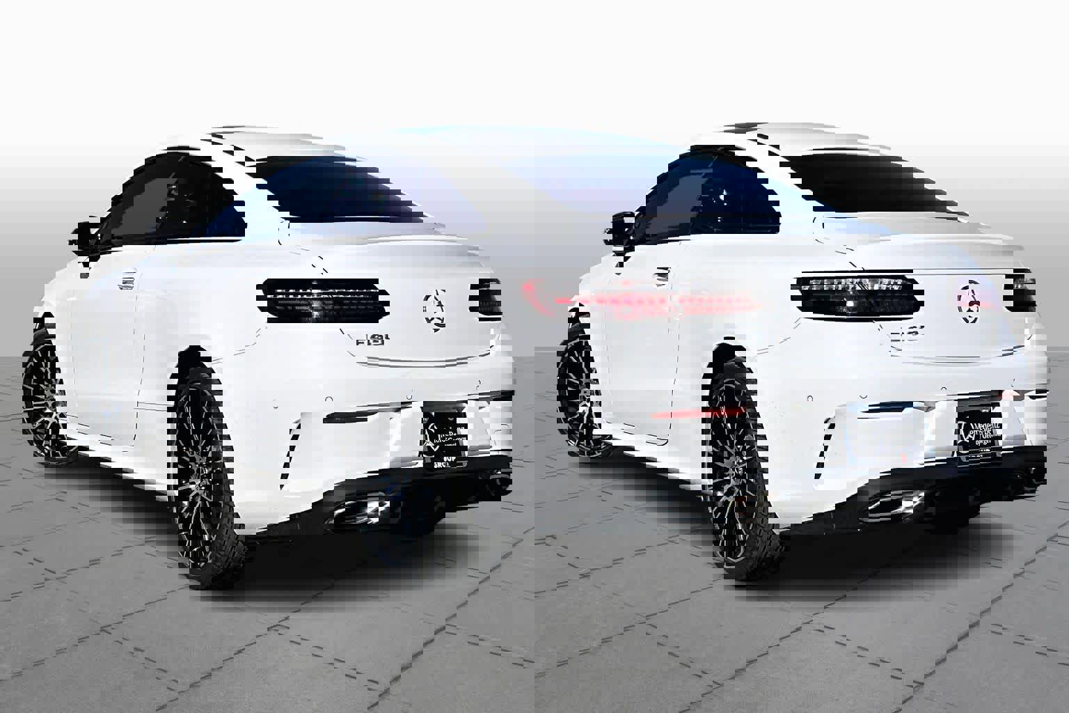 Used 2022 Mercedes-Benz E 450 Coupe image 11