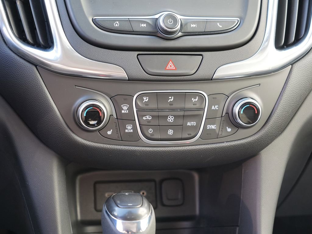 Used 2020 Chevrolet Equinox LT image 26