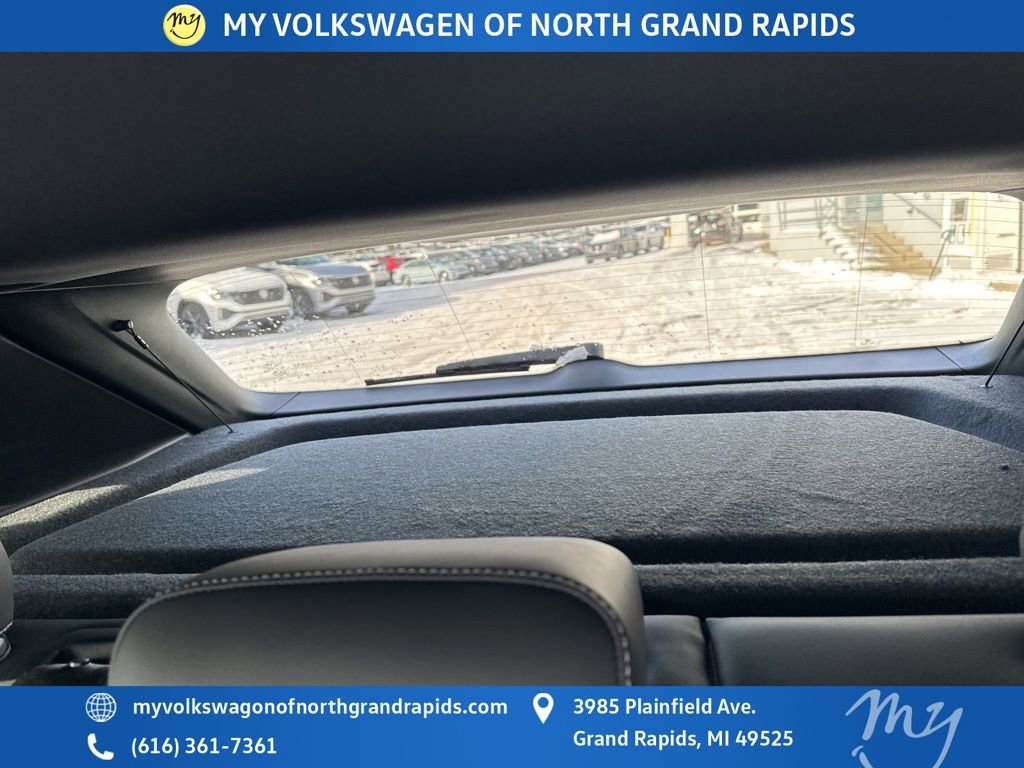 New 2025 Volkswagen ID.4 Pro image 15