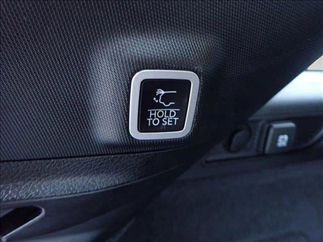 Used 2022 Jeep Grand Cherokee Trailhawk w/ Advanced Protech Group II image 9