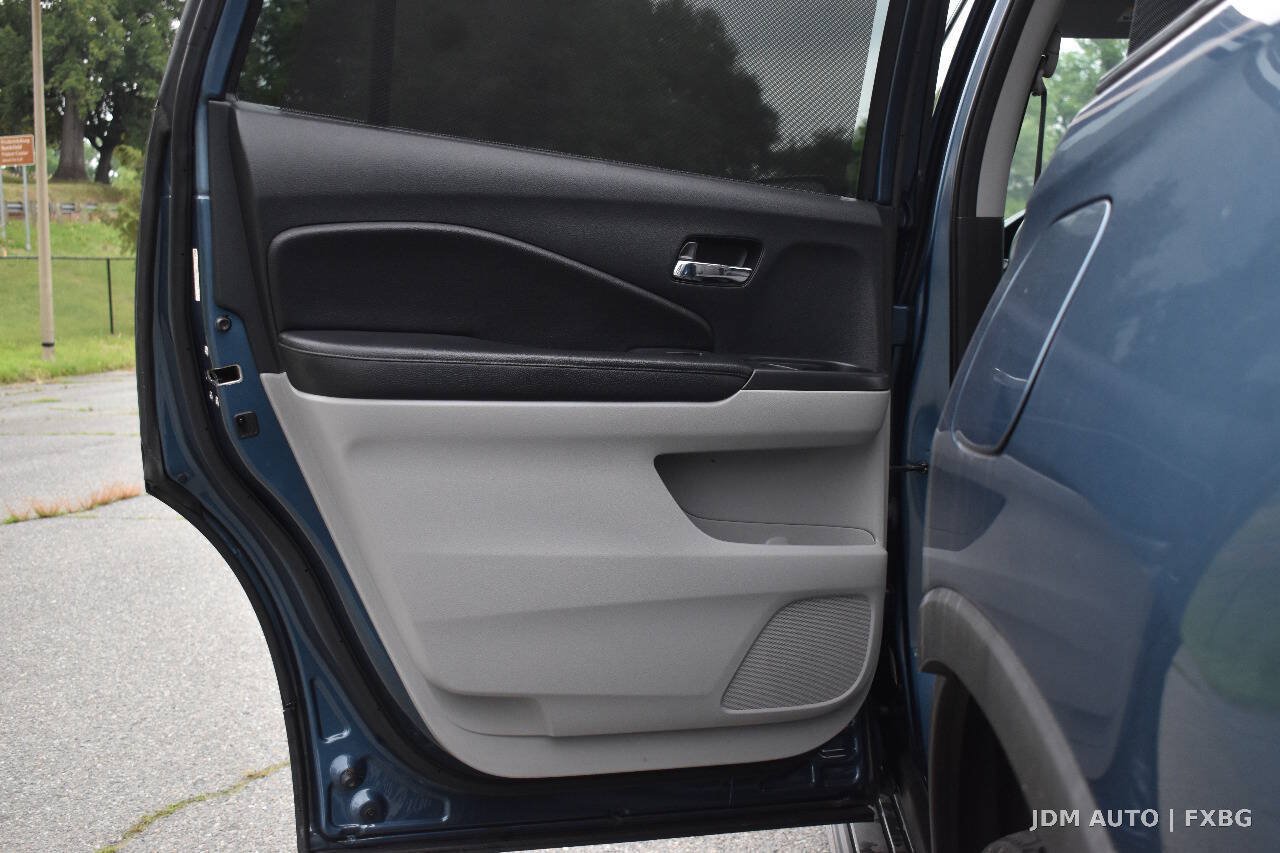 Used 2016 Honda Pilot Elite image 11