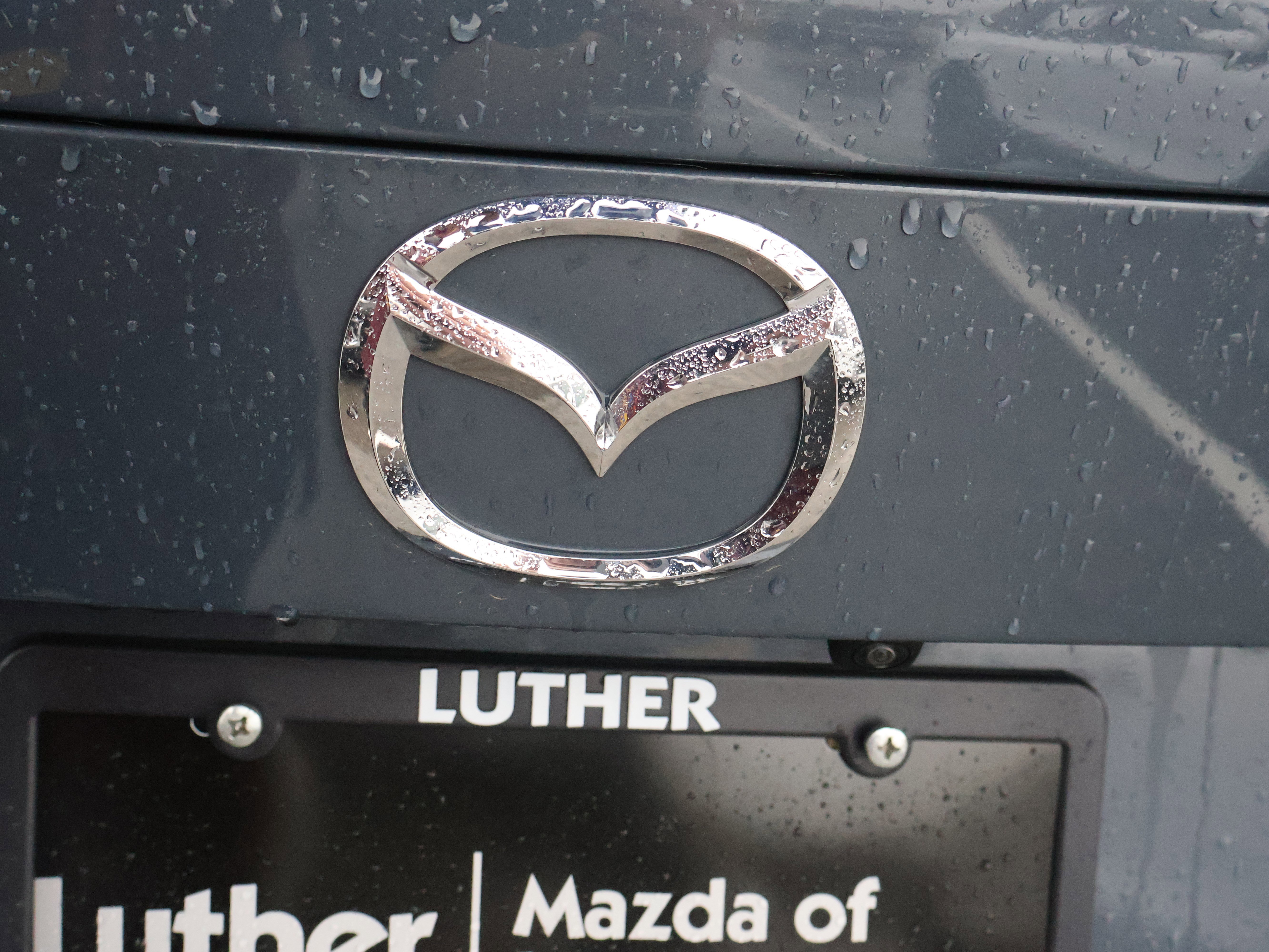 Certified 2025 MAZDA CX-70 Plug-In Hybrid w/ Premium Pkg AWD/4WD image 18