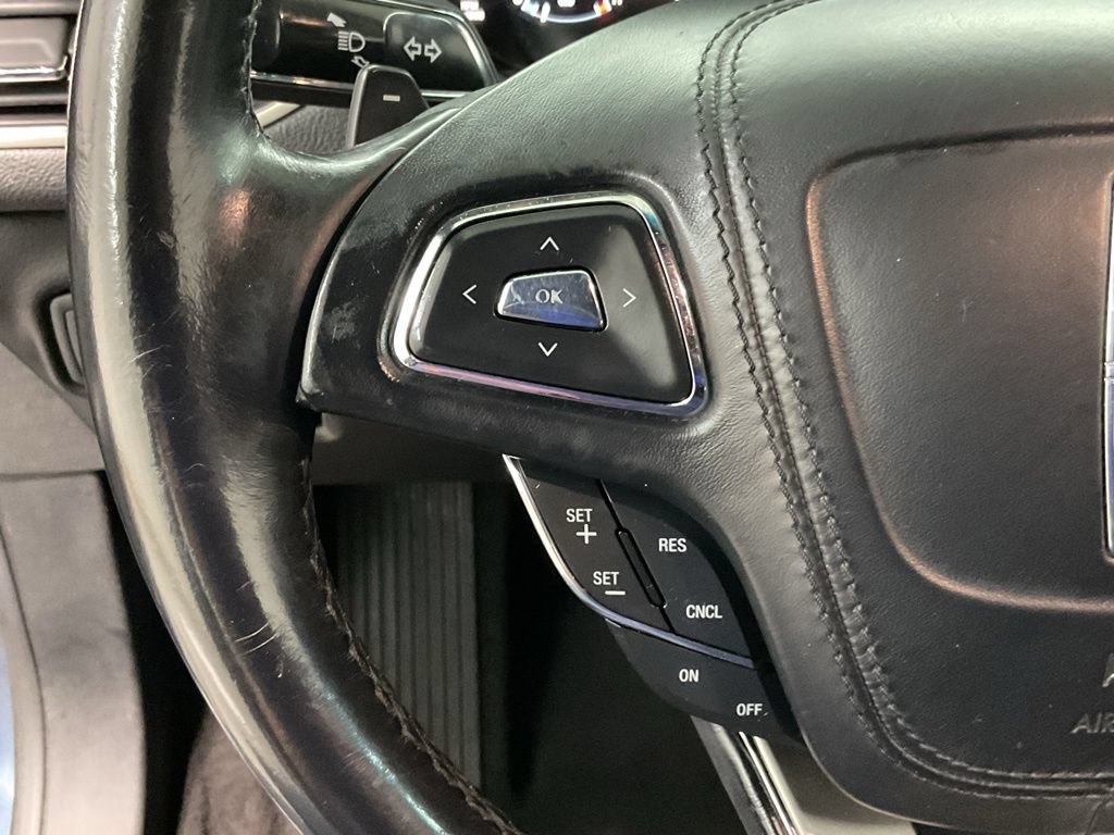 Used 2018 Lincoln MKZ Premiere FWD image 9